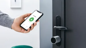 khoa-dien-tu-duoc-ua-chuong-vi-sao-300x169