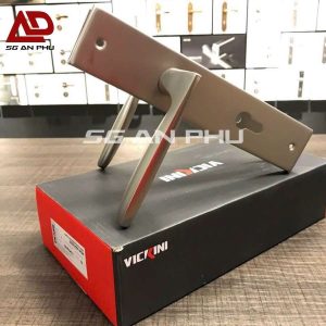 Khóa cửa nẹp VICKINI 33015.001