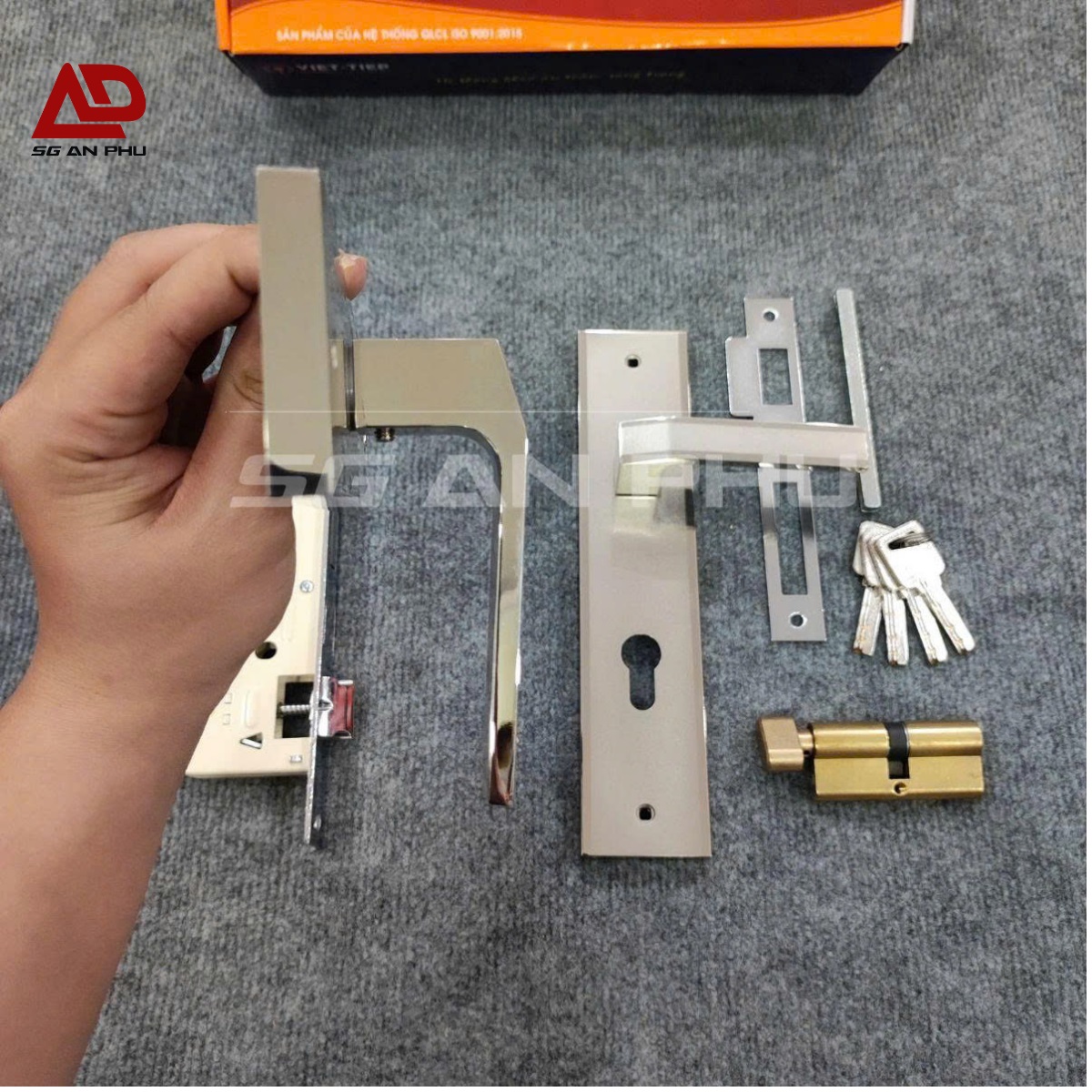 Khoá tay gạt Việt Tiệp 04911-3 Khoa-tay-gat-Viet-Tiep-04911-3-600x600