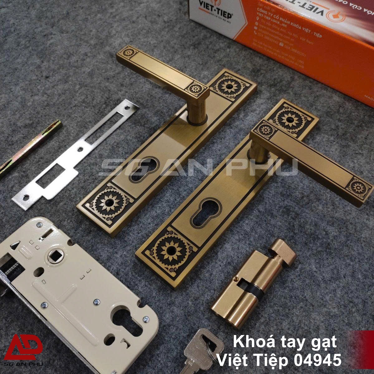 Khoá tay gạt Việt Tiệp 04945 Khoa-tay-gat-Viet-Tiep-04945-600x600