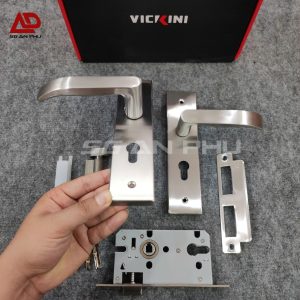 Khóa cửa nẹp VICKINI 37515.101