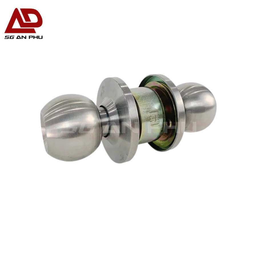 Cảnh báo và lưu ý quan trọng để tránh làm hỏng cửa, khóa