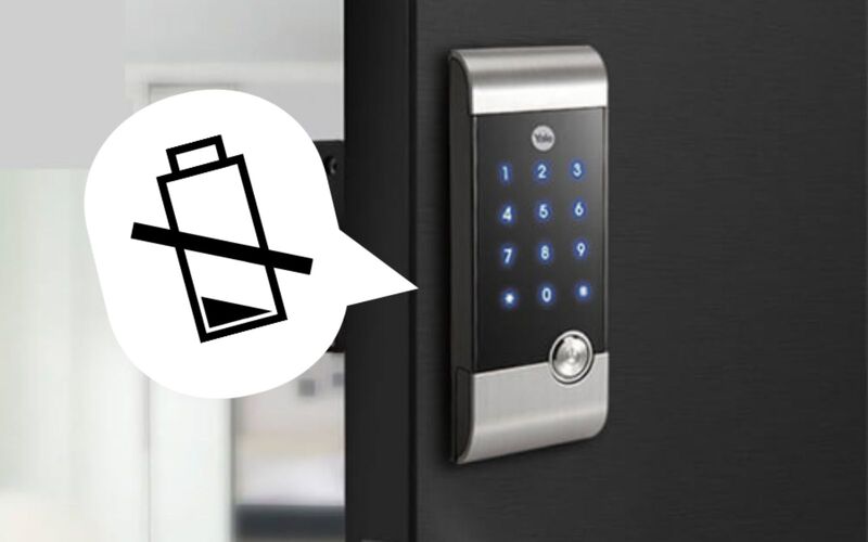 Khóa bị hết pin hoặc pin yếu đột ngột