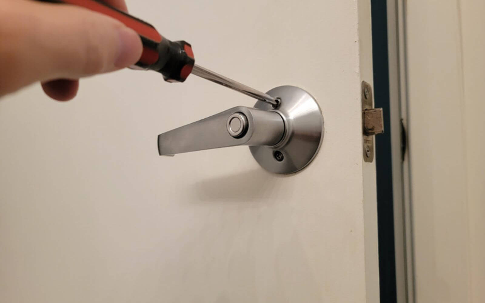 khoa-tay-gat-bi-xe-4