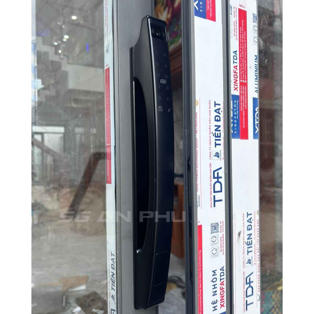 Frame (22) Khóa thông minh Demax EL902 BL