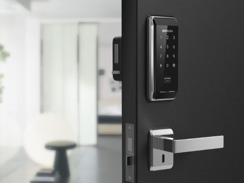 Những lưu ý quan trọng để đổi mật khẩu khóa cửa an toàn